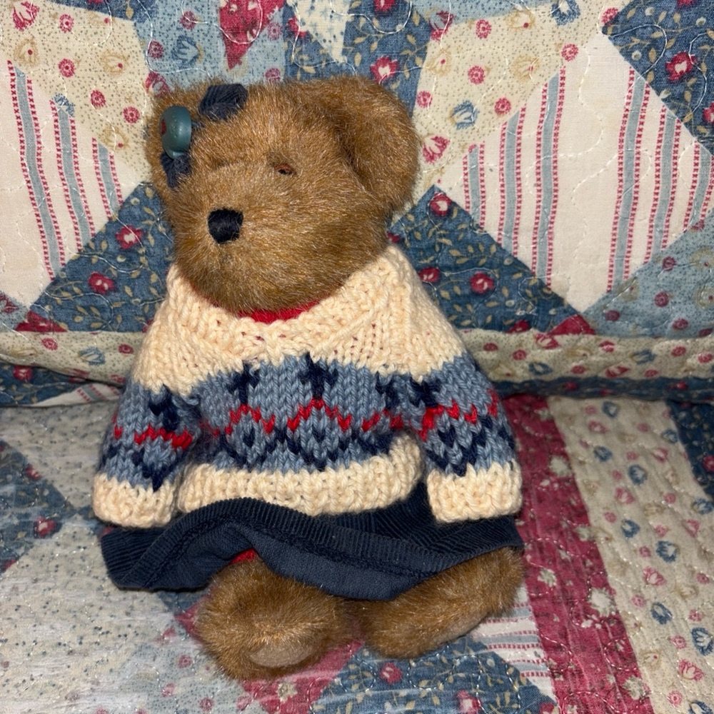 Boyd’s Bear Leisel L. Burrbruin